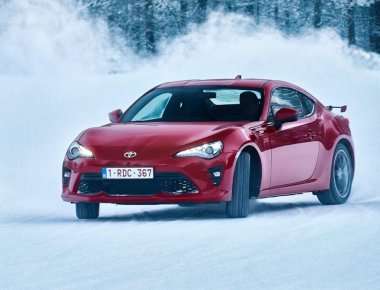 Νέα γενιά Subaru BRZ και Toyota GT86 με υβριδική τεχνολογία (φωτό)